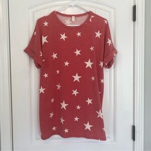 Flamingo Urban Women’s Red & White Stars Short Sleeve Shirt Size Medium